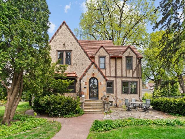 504 Mississippi River Boulevard S Saint Paul MN 55116 - MLS# 7011682