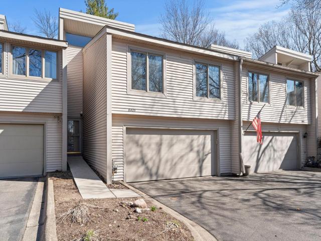 8405 137th Court Saint Paul MN 55124 - MLS# 7012185