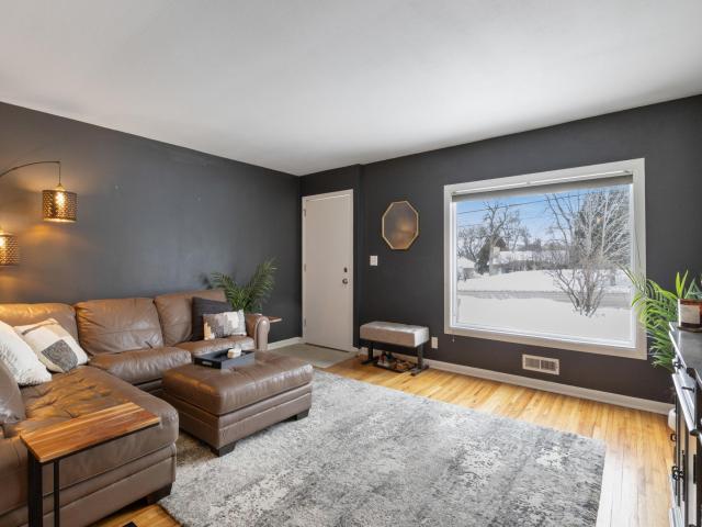 5516 France Avenue S Edina MN 55410 - MLS# 7012839