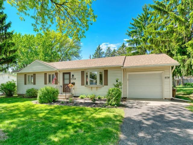 608 Grospoint Avenue N Saint Paul MN 55128 - MLS# 7014050
