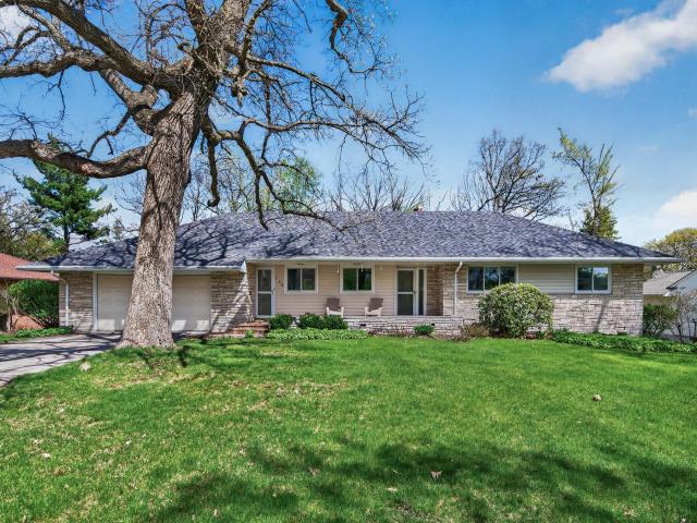 124 Ardmore Drive Minneapolis MN 55422 - MLS# 7017875