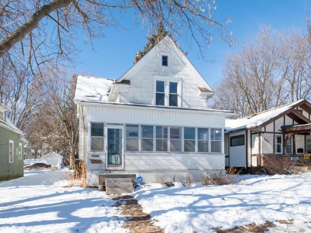 2517 Sheridan Avenue N Minneapolis MN 55411 - MLS# 7018010