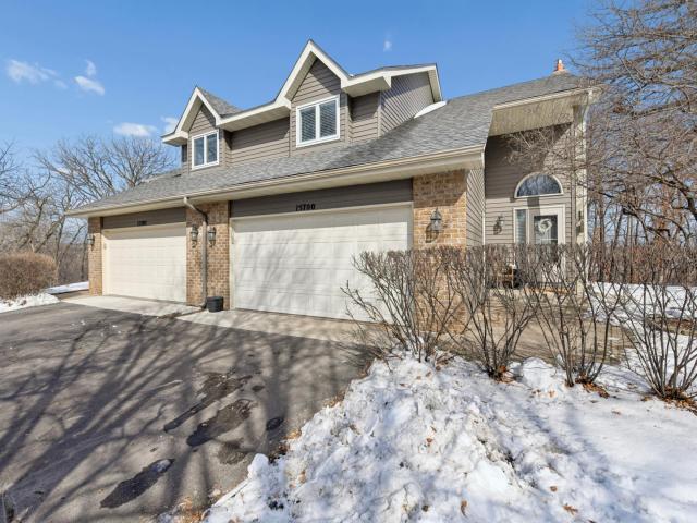 15700 Maple Island Court Burnsville MN 55306 - MLS# 7018142