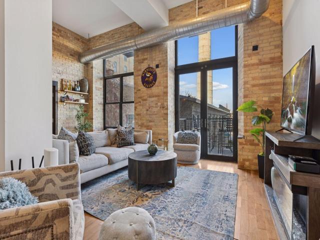 150 Portland Avenue Unit 304 Minneapolis MN 55401 - MLS# 7018358