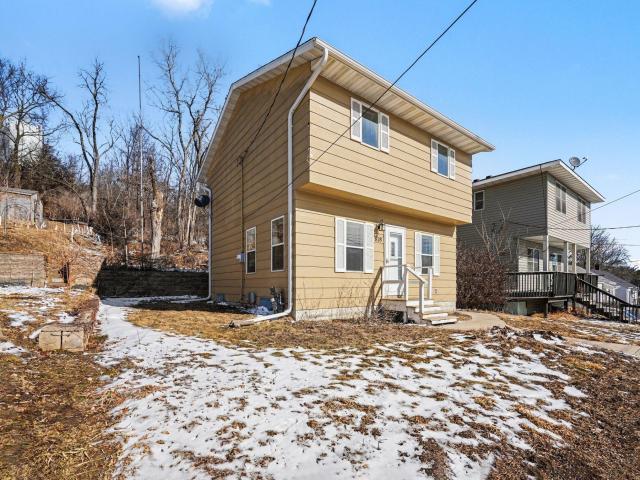 818 Hawthorn Street Red Wing MN 55066 - MLS# 7018763