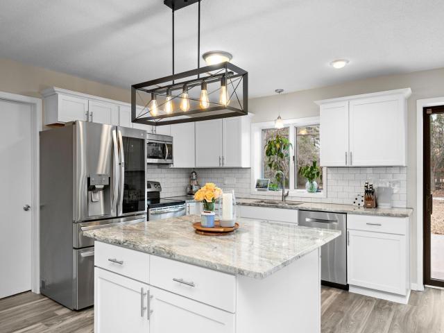 5249 W 95th Street Bloomington MN 55437 - MLS# 7018817