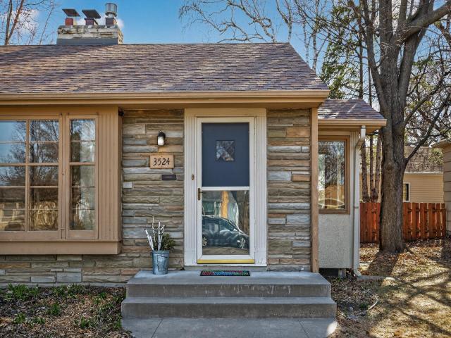 3524 Abbott Avenue N Minneapolis MN 55422 - MLS# 7019103
