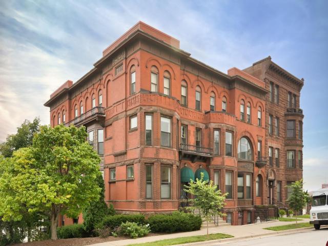 162 College Avenue W Unit 3 Saint Paul MN 55102 - MLS# 7019216