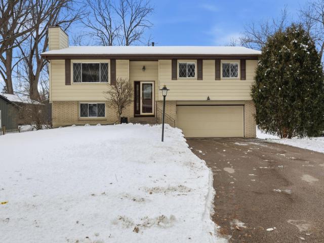 1107 Welcome Avenue N Minneapolis MN 55422 - MLS# 7020854