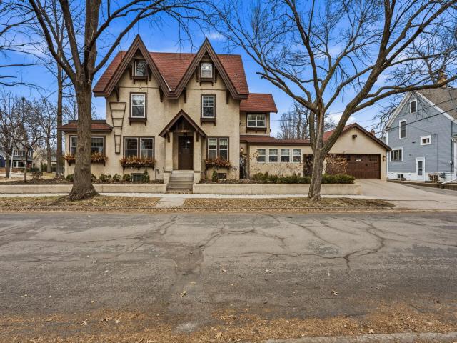 1470 W 35th Street Minneapolis MN 55408 - MLS# 7021737