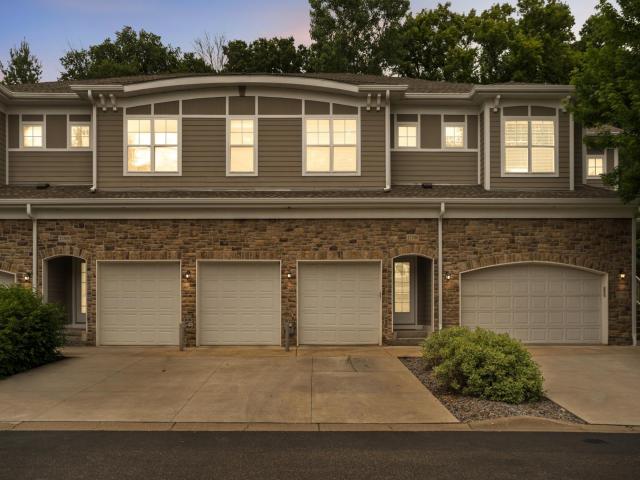 17790 Valley Cove Court Wayzata MN 55391 - MLS# 7022098