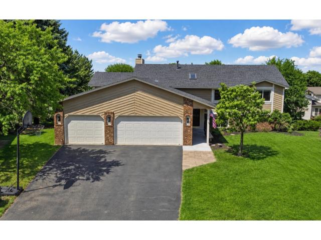 1136 Westbury Circle Saint Paul MN 55123 - MLS# 7022304