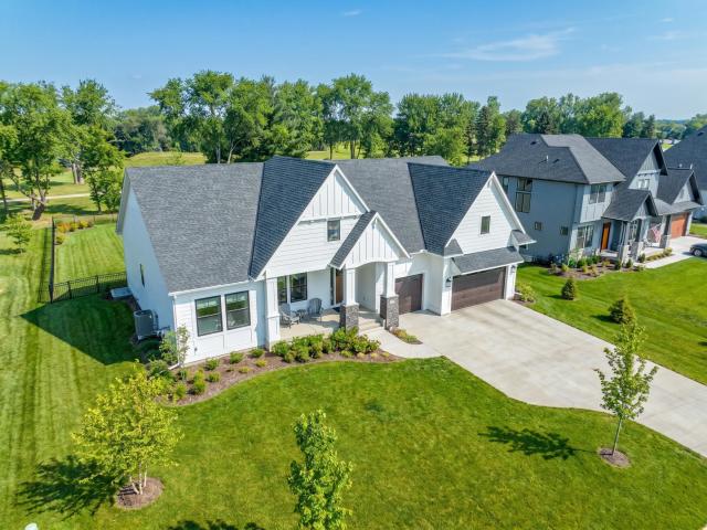 1461 Palmer Drive N Lake Elmo MN 55042 - MLS# 7023240