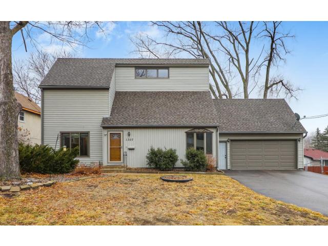 1307 Kassan Drive South Saint Paul MN 55075 - MLS# 7023892