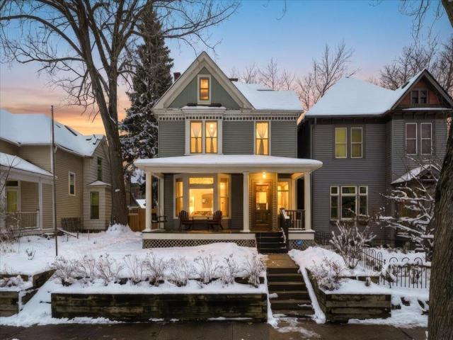 674 Holly Avenue Saint Paul MN 55104 - MLS# 7024009