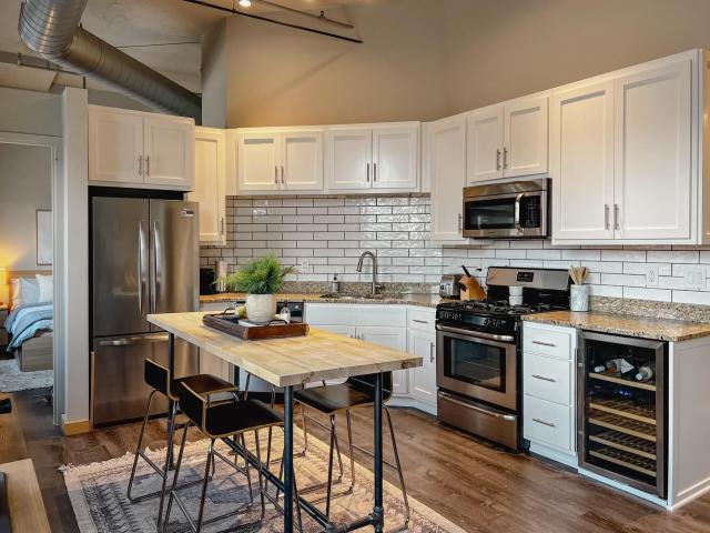 1901 E Hennepin Avenue Unit 104 Minneapolis MN 55413 - MLS# 7024068