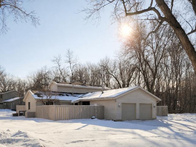1008 Carmel Court Saint Paul MN 55126 - MLS# 7024088