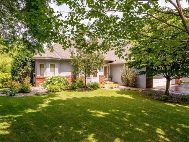 880 Vineland Court Chanhassen MN 55317 - MLS# 7024093