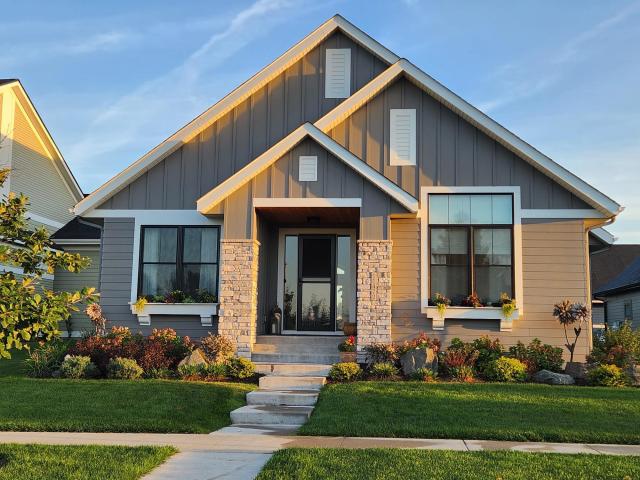 11472 Sunflower Lane N Lake Elmo MN 55042 - MLS# 7024365