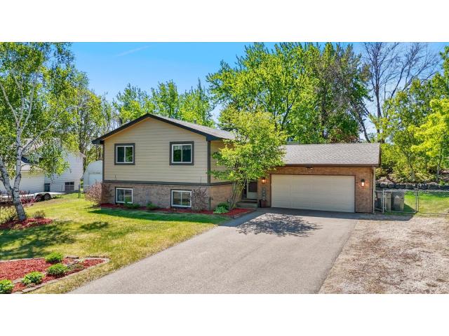 10365 Buckingham Drive Eden Prairie MN 55347 - MLS# 7024590