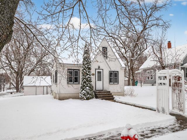 201 1st Avenue NW Buffalo MN 55313 - MLS# 7024863