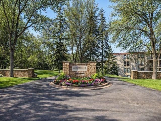 6670 Vernon Avenue S Unit 105 Minneapolis MN 55436 - MLS# 7025107
