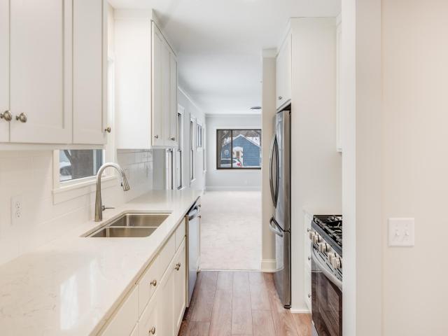 4158 Zane Avenue N Minneapolis MN 55422 - MLS# 7025352