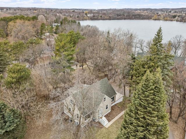 8508 Waters Edge Drive Chanhassen MN 55317 - MLS# 7025421