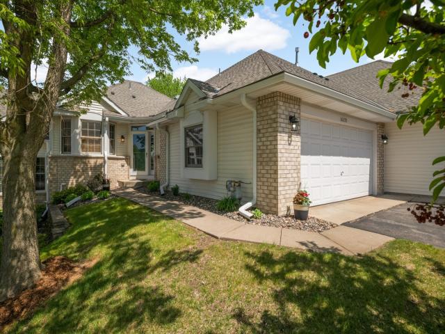 16270 Crystal Hills Drive Lakeville MN 55044 - MLS# 7026135