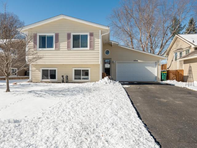 4305 Eagle Crest Drive Eagan MN 55122 - MLS# 7026361