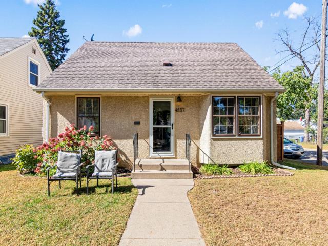 4557 Queen Avenue N Minneapolis MN 55412 - MLS# 7026781