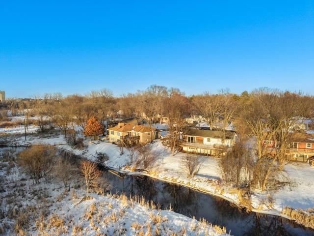 5057 Nine Mile Creek Circle Minneapolis MN 55437 - MLS# 7026916