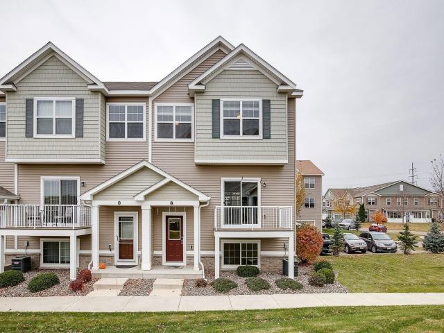 9575 Jefferson Drive Unit 1 Chanhassen MN 55317 - MLS# 7026950