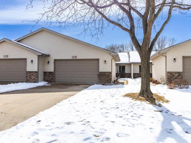 2224 Pinewood Drive Shakopee MN 55379 - MLS# 7027192