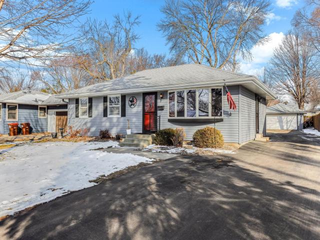 910 6th Street W Hastings MN 55033 - MLS# 7027202