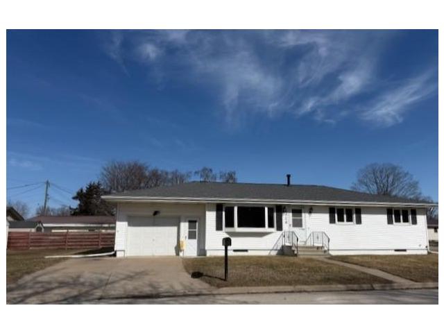 4710 W 9th Street Winona MN 55987 - MLS# 7027449