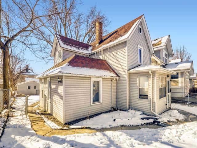 748 Case Avenue E Saint Paul MN 55106 - MLS# 7027500