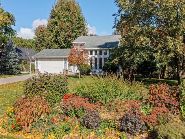 1293 Castle Court Minneapolis MN 55427 - MLS# 7027709