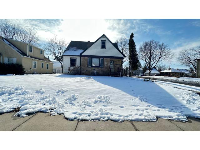 742 Nebraska Avenue E Saint Paul MN 55106 - MLS# 7027785