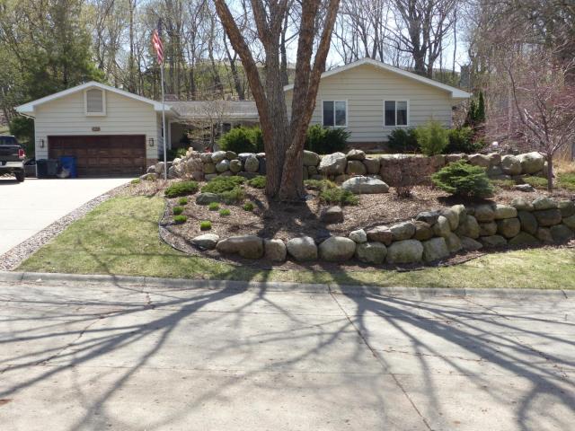 5833 Creek Valley Road Minneapolis MN 55439 - MLS# 7028079