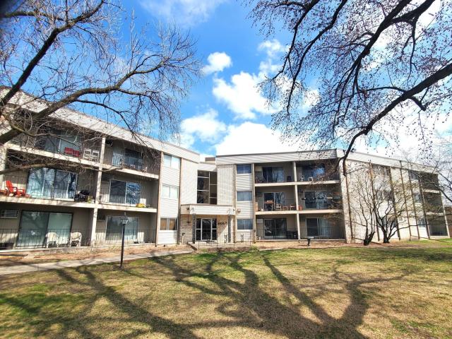 8935 Old Cedar Avenue S Unit 113 Bloomington MN 55425 - MLS# 7028335