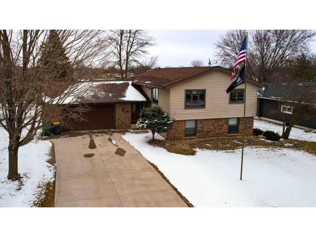 1918 Bayview Drive Albert Lea MN 56007 - MLS# 7028338