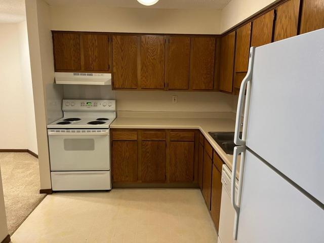 221 Grand Avenue W Unit 104 South Saint Paul MN 55075 - MLS# 7028487