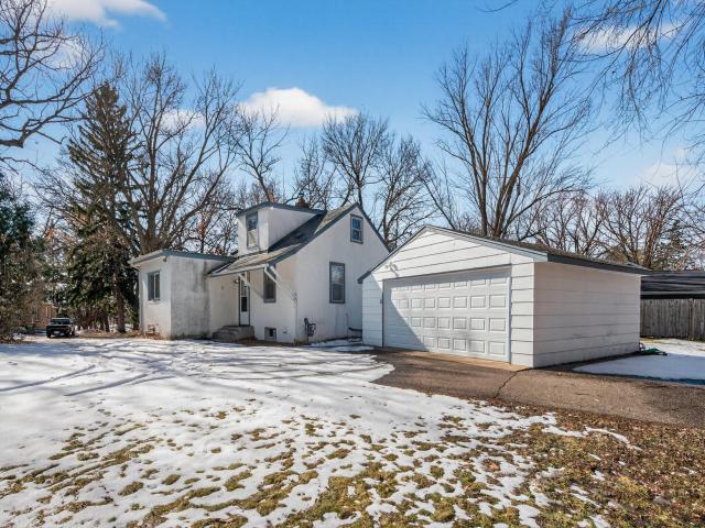 117 Birch Street Mahtomedi MN 55115 - MLS# 7028875