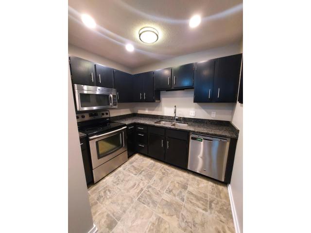 311 Pleasant Avenue Unit 404 Saint Paul MN 55102 - MLS# 7029360