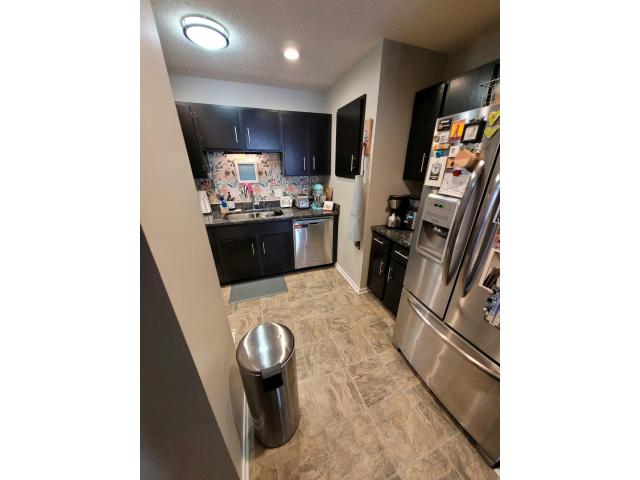 311 Pleasant Avenue Unit 404 Saint Paul MN 55102 - MLS# 7029360