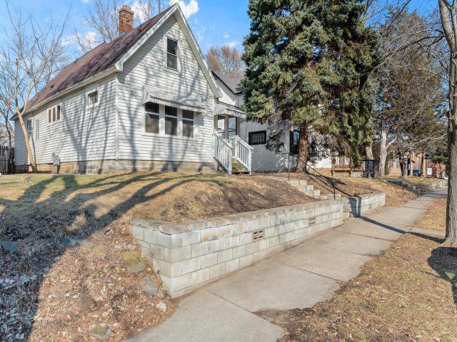 673 Jessamine Avenue E Saint Paul MN 55106 - MLS# 7029433