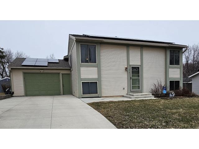 112524 Ramsey Court Chaska MN 55318 - MLS# 7029535