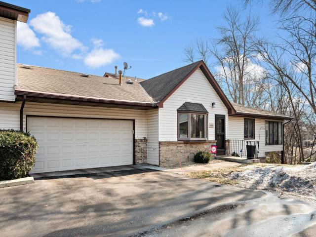 11781 88th Avenue N Maple Grove MN 55369 - MLS# 7029940
