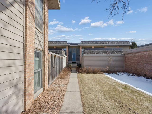 6320 Barrie Road Unit 2B Minneapolis MN 55435 - MLS# 7029971